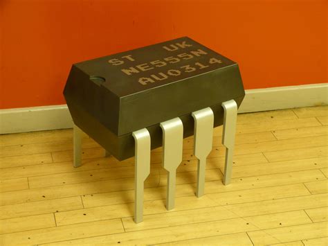 Sit On This Geeks Giant 555 Timer Make