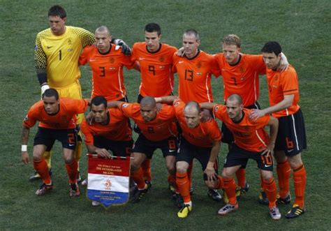 2014巴西 荷兰队阵容巴西对荷兰 随意云