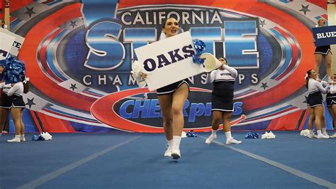 oaks cheerleading wins state championship menlo college