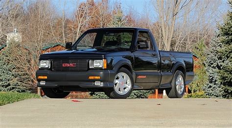 Gmc Syclone Back For 2019 Thanks To Specialty Vehicle Engineering Autoevolution