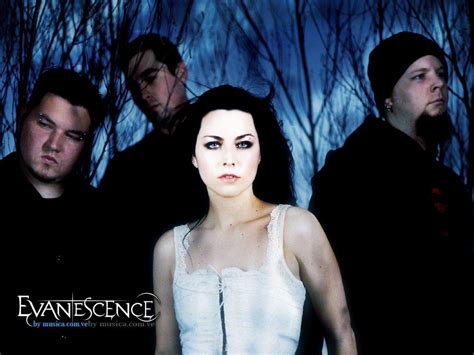 Amy Lee Photo 419 Of 465 Pics Wallpaper Photo 852847 Theplace2