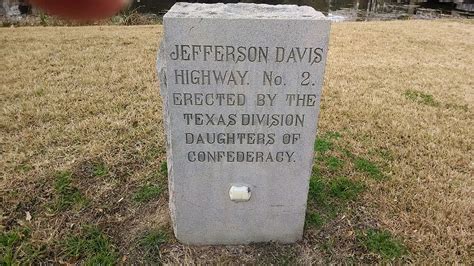 Jefferson Davis Highway The Persistence Of A Confederate Memorial