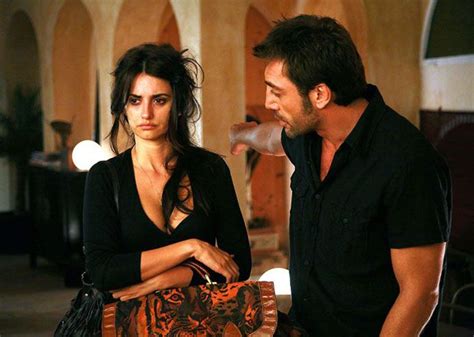 30 Signs Youre Dating An Insecure Woman Vicky Cristina Barcelona