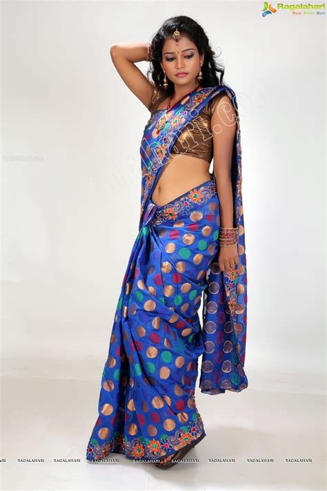 Maheswari Tv Serial Actress Hot Sexy Gorgeous Pics In Saree Modern Dresses Data Poster
