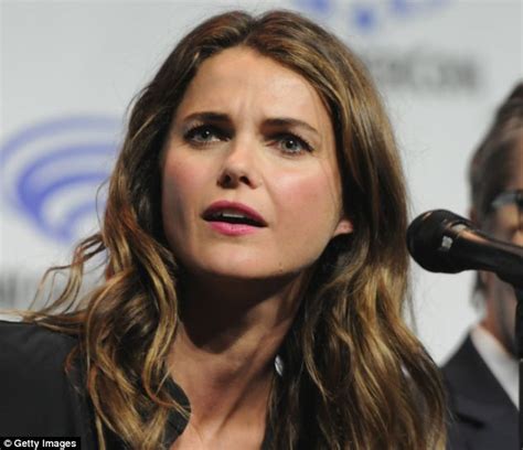 keri russell sports blouse and shorts to promote dawn of the planet of the apes daily mail online