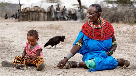 Menschenfotografiefotoreiseafrikafotosafarikeniadorf Gehen Sie Mit