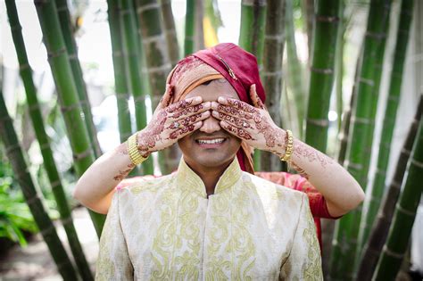 Get to know your apple watch by trying out the taps swipes, and presses you'll be using most. Mixed-Race-Hindu-Wedding-Top-Creative-Durban-Wedding-Photographer-044 - JACKI BRUNIQUEL