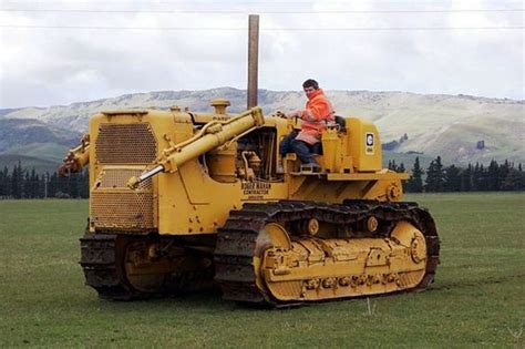 Caterpillar D8 Crawler Tractor Heavy Machinery Heavy Equipment