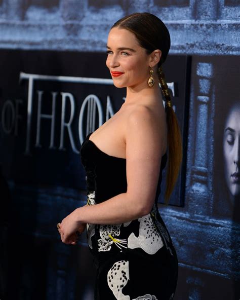 Emilia Clarke ‘game Of Thrones‘ Season 6 Premiere In Los Angeles