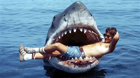 Funny Snaps Of A Young Steven Spielberg Relaxing Between Takes While