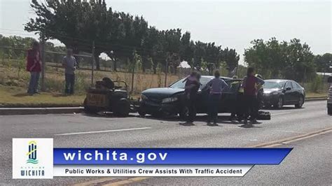 City Of Wichita Employees Do Good Deed The Wichita Eagle