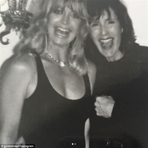 Goldie Hawn Mourns Best Friends Death With Touching Post Daily Mail