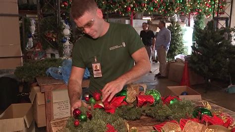 Veteran Spreads Christmas Magic Through Dream Job Found On Abc13s Who