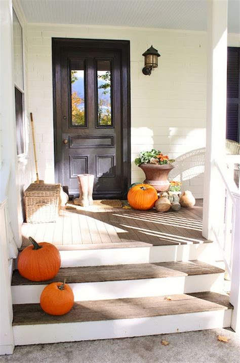 38 Inspiring Farmhouse Front Porch Steps Decor Ideas Page 2 Of 40