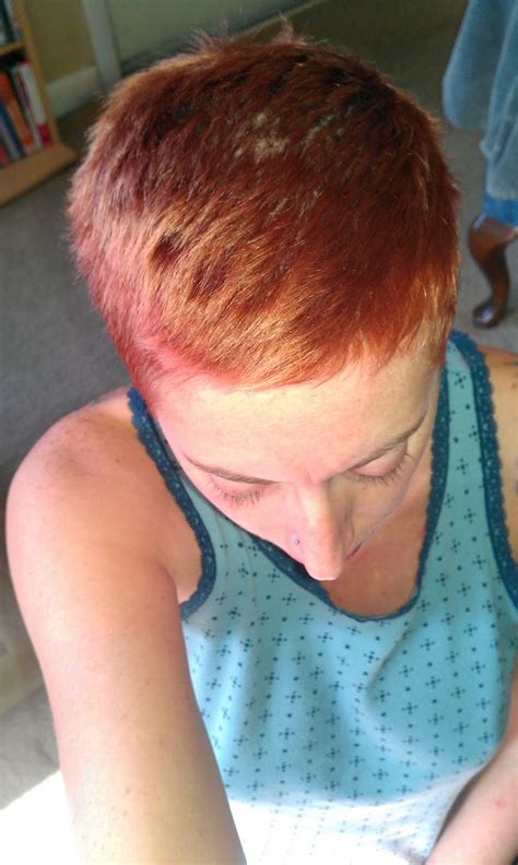 3 pack of revlon medium auburn hair dye. I'd rather dye: Revlon Colorsilk - Bright Auburn