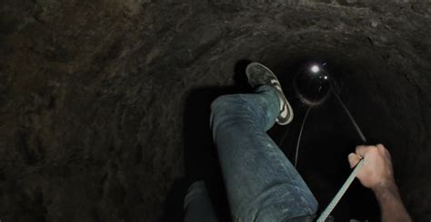 Klik tombol di bawah ini untuk pergi ke halaman website download film ikut aku ke neraka 2019. MOVIE REVIEW: AS ABOVE, SO BELOW (2014) | Maternal Disaster