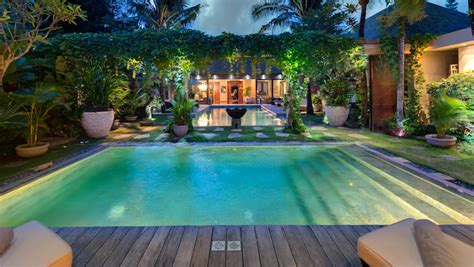 Eshara Villas In Seminyak Bali 8 Bedrooms Best Price Guarantee