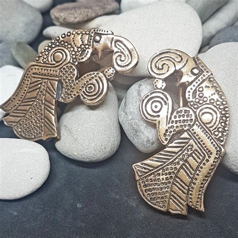 Odin Ravens Huginn And Muninn Bronze Brooches Replica Etsy Odins