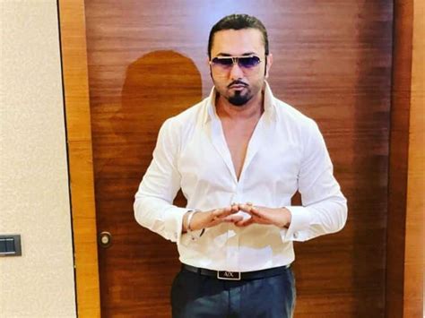 Honey Singh Introduces Model Tina Thadani His ‘girlfriend Months After His Divorce Know In