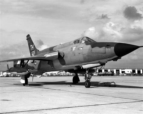 Vietnam War Photo Us Air Force F 105 Thunderchief Fighter Militaria