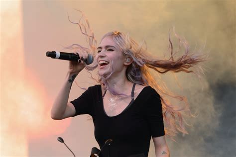 Grimes Wants Her Comments About Drug Use Off Wikipedia But Thats Not Fair