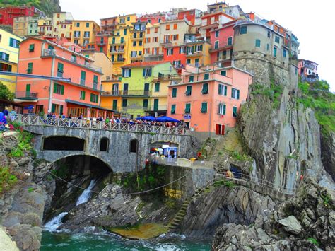 World Tourist Places Cinque Terre Uneven Land City Of Italy