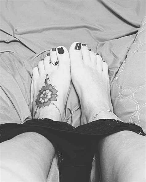 Black And White Sexy Feet Rfootfetishstorytime