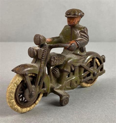 At Auction Hubley Cast Iron Harley Davidson Motorcycle With Rider
