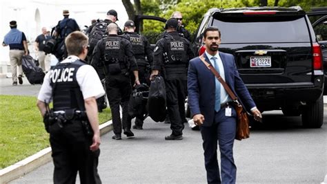Us Secret Service Agent Shoots Armed Man Outside The White House