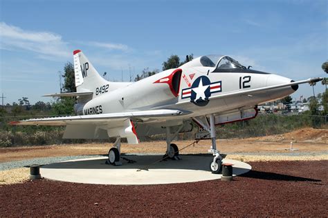 From wikimedia commons, the free media repository. Douglas A-4C Skyhawk specifications and photos