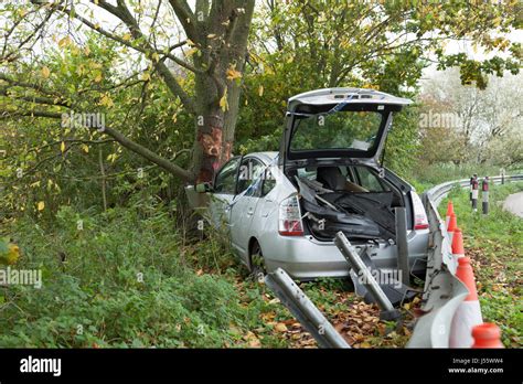 Road Traffic Accident Hi Res Stock Photography And Images Alamy