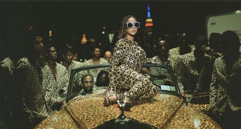 Baxar musica de beyoce 2020. Álbum visual Black Is King de Beyoncé é ode aos negros em ...