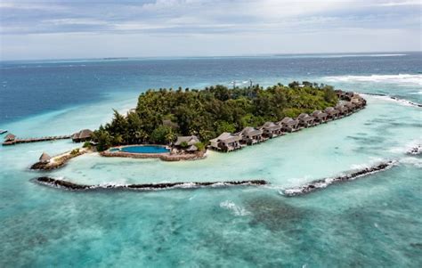 Travel Trade Maldives Taj Coral Reef Resort And Spa Maldives Bags 3