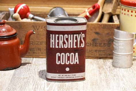 Vintage 1950s Hersheys Cocoa Tin Half Pound Size Recipes For Fudge Syrup Cocoa And Fudge Cake