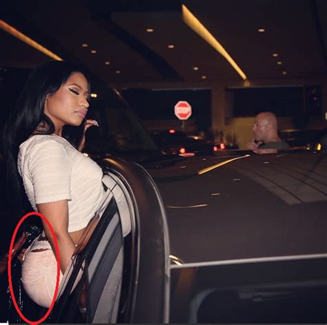 Royalcad Oh Its A Trend Nicki Minaj Shows Off Panties Againphotos