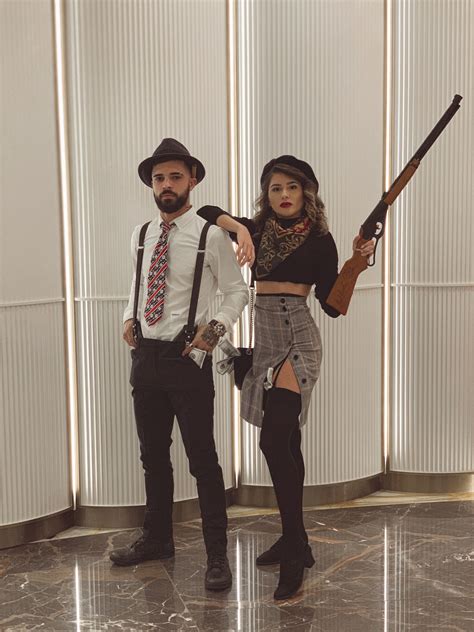 Bonnie And Clyde Halloween Costume Halloween Costumes Ideas
