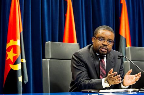 Angola Prevê Poupar 750 Milhões Só Em Salários Da Função Pública