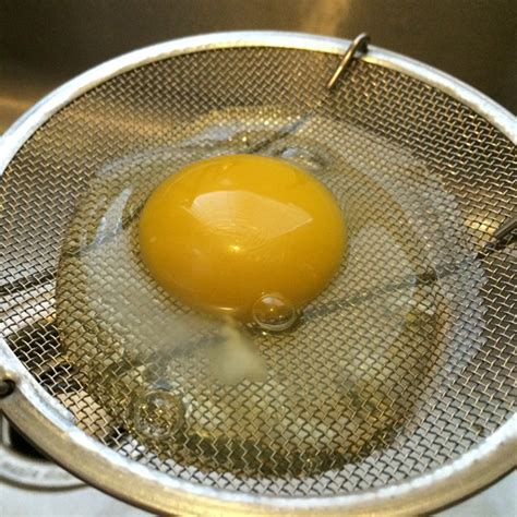 Frying How Do I Make Prettier Fried Eggs Seasoned Advice