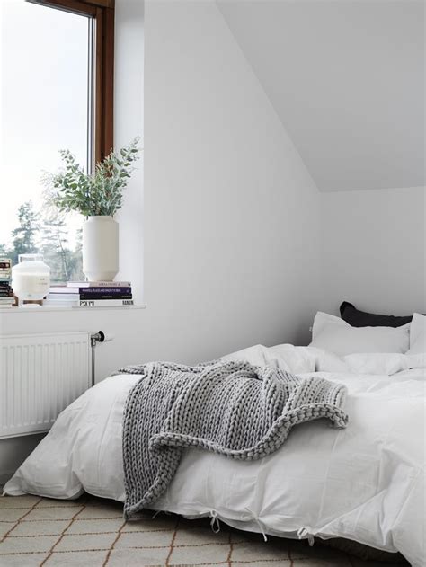 The 25 Best Simple Bedrooms Ideas On Pinterest Simple