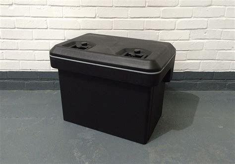 Wire containers make a great addition to your storage system. 83 Ltr M Heavy Duty Lockable Plastic Storage Box | Solent ...