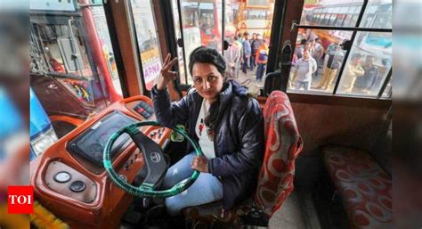 Jandks First Woman Bus Driver Makes Her Debut Ignores Stares India