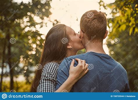 21 love cheek kiss images imgpngmotive
