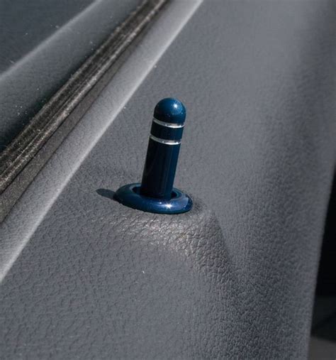2012 2014 Dodge Challenger Billet Interior Door Lock Bezels And Pins