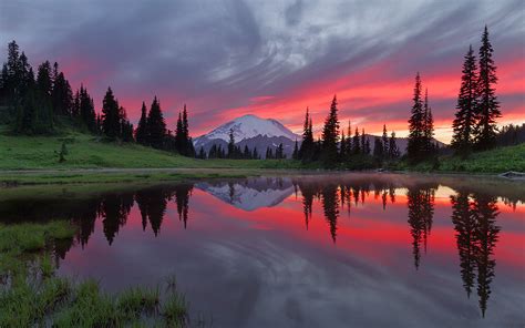 Sunset Over Mount Rainier Image Abyss