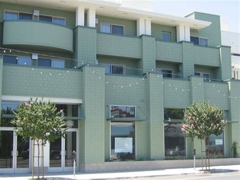 James hardie is a leading international building materials company and a global leader in fibre cement. James Hardie Commercial: Photo Gallery - Hardie Reveal ...