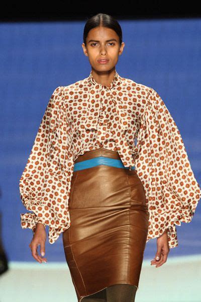 Pin On African Fashion Designers Créateurtrices De Mode Africains