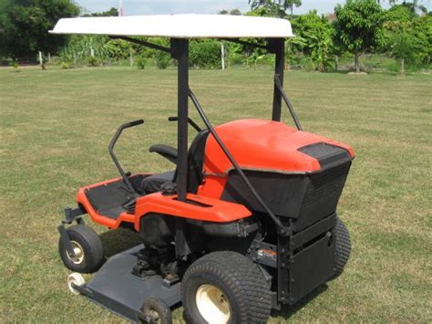 Kubota Zero Turn Grass Cutter Gzd15 Farm Machinery And Equipment Ta