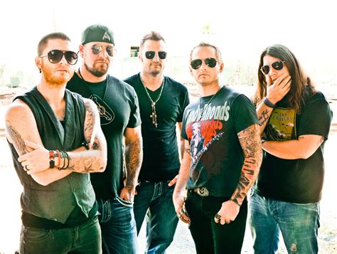 Hard Rock Bands Saliva Saving Abel Cancel Show At Penns Peak In Jim