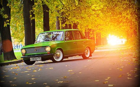Lada Vaz 2101 Vintage Car Sunlights Hd Wallpaper ~ Hd Car Wallpapers