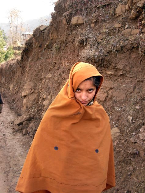 Kashmiri Girl Chikar This Kashmiri Girl Was In Chikar Az Flickr